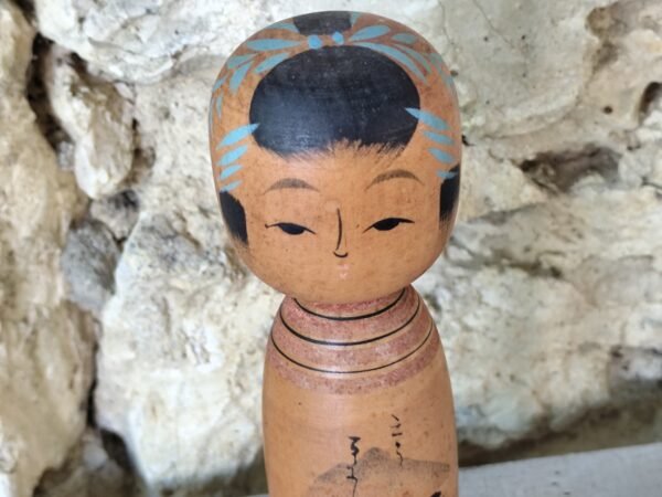 Ancienne poupée japonaise  kokeshi en bois – Image 2