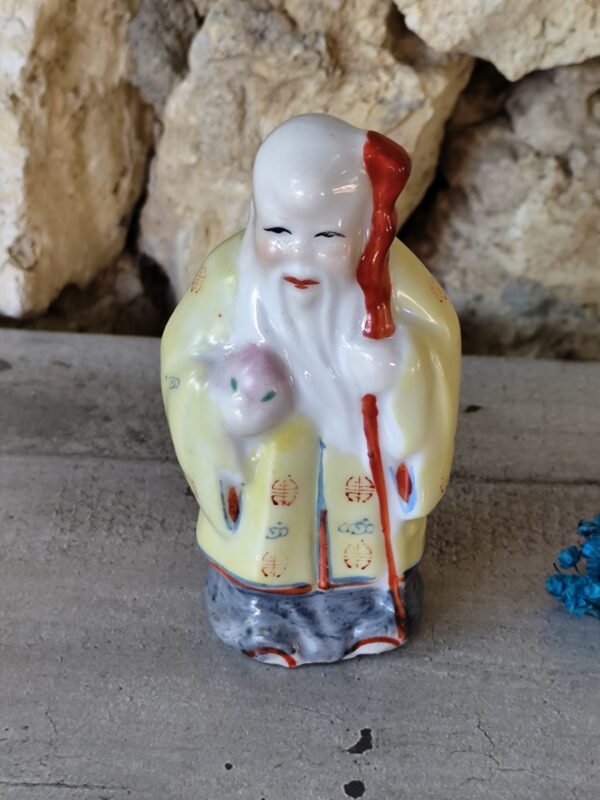 Dieu Chinois de la sagesse en porcelaine.