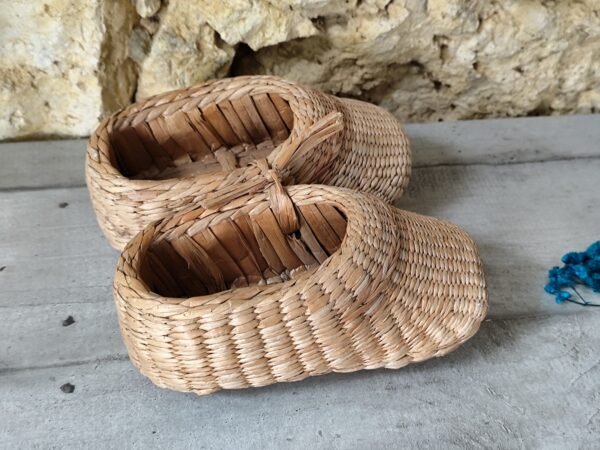 Chaussures en paille tressée – Image 4