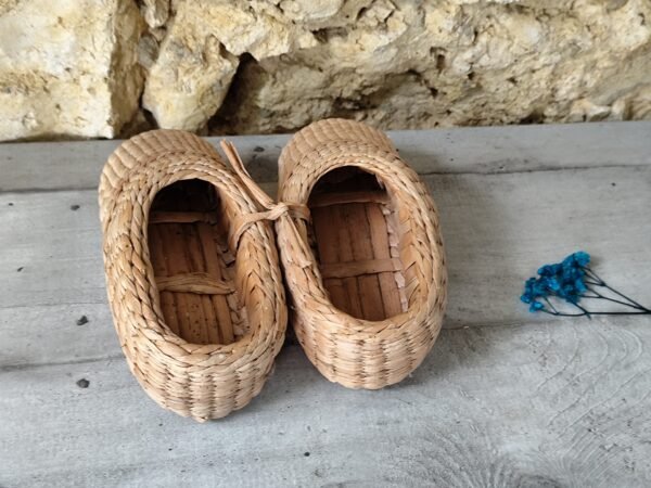 Chaussures en paille tressée – Image 5