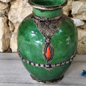 Grand vase marocain en céramique de couleur verte