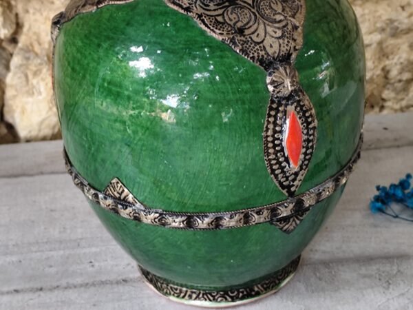 Grand vase marocain en céramique de couleur verte – Image 6