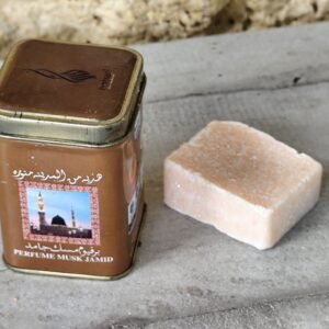 Carré d'ambre musc blanc encens solide