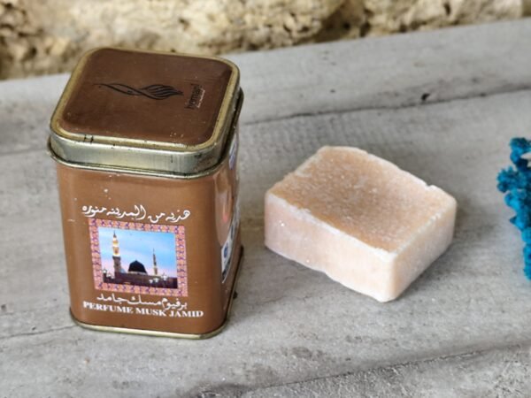 Carré d'ambre musc blanc encens solide