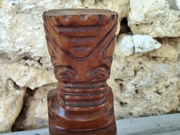 ancien totem Tiki tahitien en bois – Image 6
