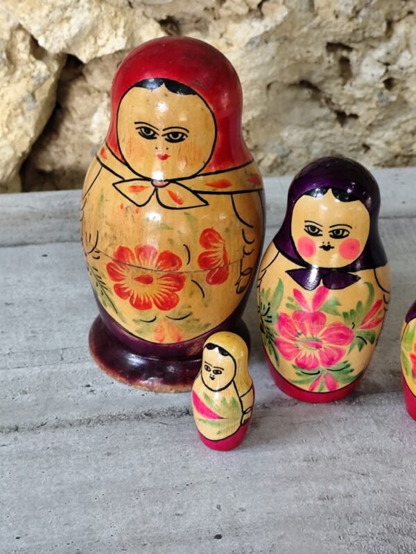 Lot de poupées anciennes russes en bois matryoshka anciennes – Image 3