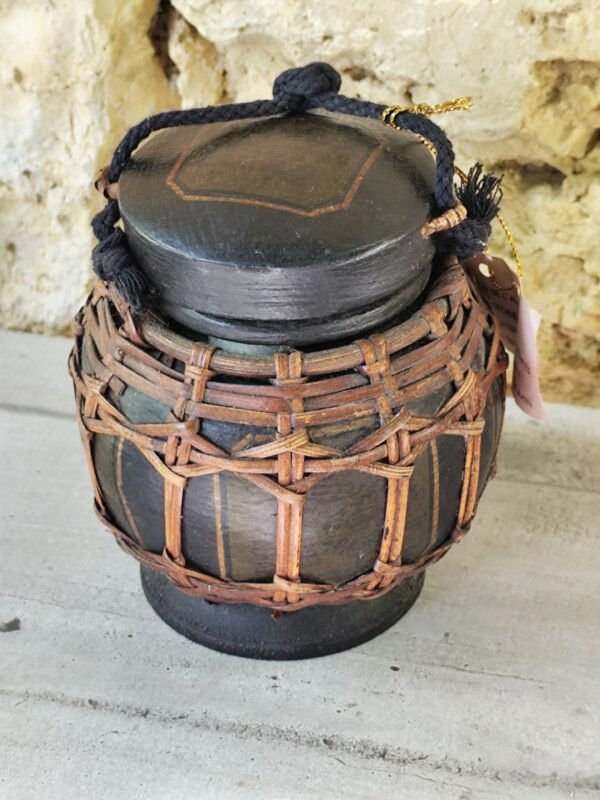 Ancienne boite à riz asiatique – Image 8