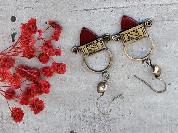 Boucles d'oreilles touareg en argent ingal, bijoux touaregs, boucles d'oreilles en verre rouge – Image 2