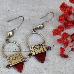 Boucles d'oreilles touareg en argent ingal, bijoux touaregs, boucles d'oreilles en verre rouge