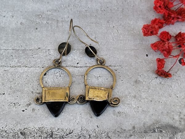 Boucles d'oreilles touareg en argent ingal, bijoux touaregs, boucles d'oreilles en verre noir – Image 4