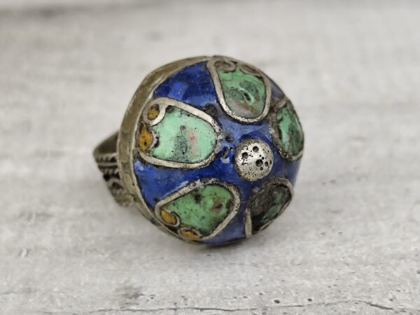 rare ancienne bague berbère en email – Image 2