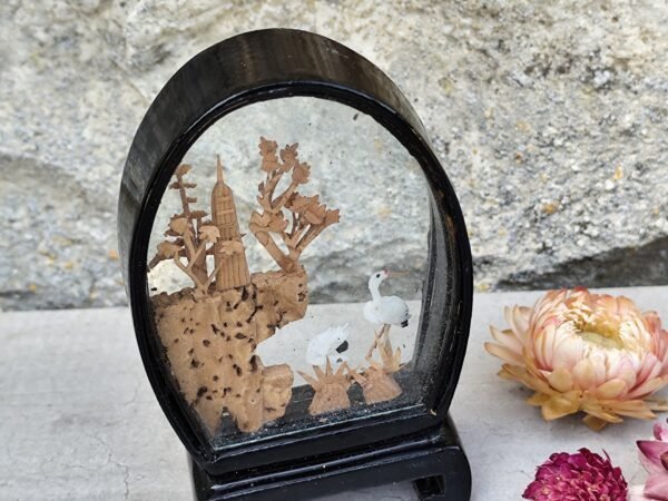 Diorama chinois grue en liege vintage – Image 3