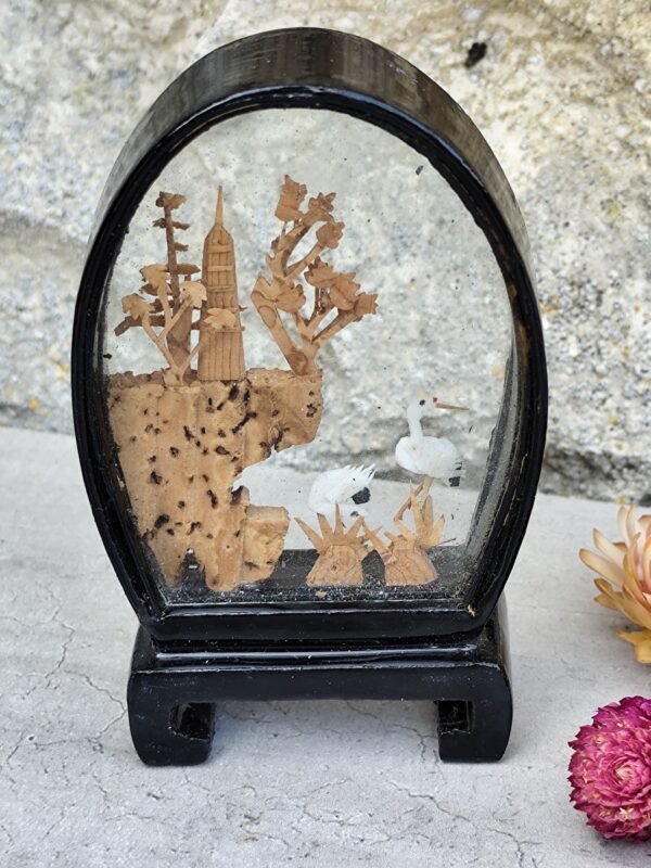 Diorama chinois grue en liege vintage – Image 5