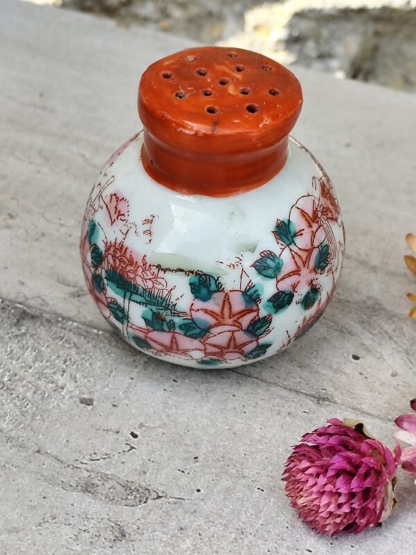 Ancienne salière japonaise en porcelaine. – Image 5