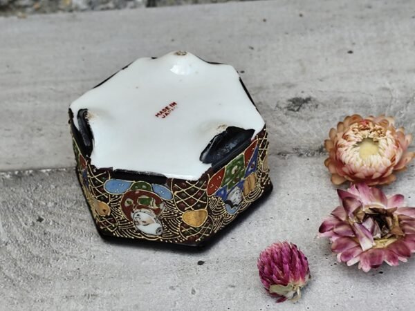 Pot à encens brûle parfum en porcelaine satsuma Japon – Image 8