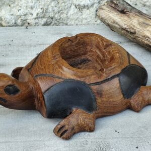 Ancien cendrier tortue en bois de teck – Sculpture vintage artisanale
