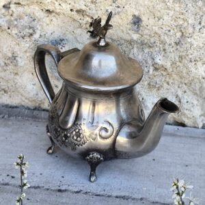 Théière ancienne en métal argenté – Aigle impérial sculpté – Poinçon d’orfèvre – Art déco / XIXe – Objet de collection
