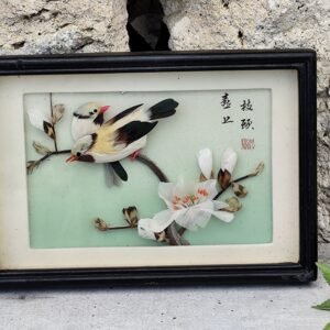 Cadre diorama chinois – Oiseaux en plumes & fleurs – Art décoratif traditionnel