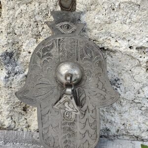 Heurtoir Hamsa en métal gravé – artisanat marocain