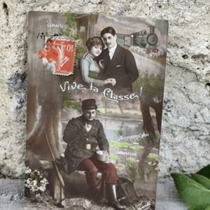 Carte postale ancienne – Scènes militaires et départ en train (début XXᵉ)