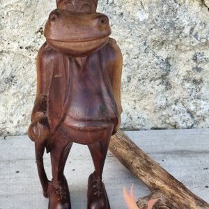 Sculpture en Bois de Rhinocéros – Personnage Sculpté à la Main, Pièce Unique