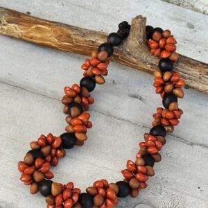 Collier Artisanal en Graines Naturelles – Création Terre & Racines