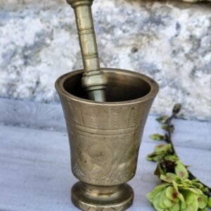 Mortier pilon asiatique en laiton – Outil traditionnel gravé, artisanat ancien