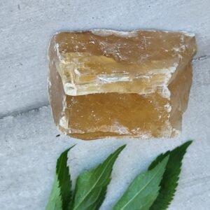 Calcite miel naturelle – Cube translucide doré – Pierre apaisante, décoration zen, collection minérale