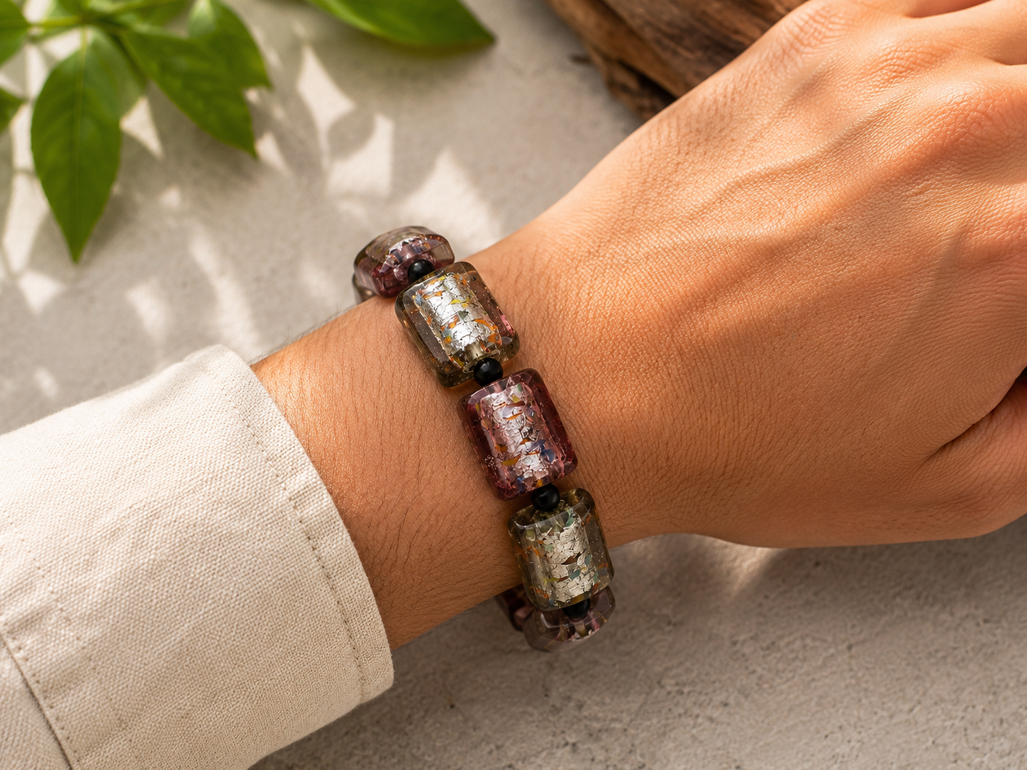 Bracelet en perles de verre artisanal – Bijou zen et élégant – Image 2