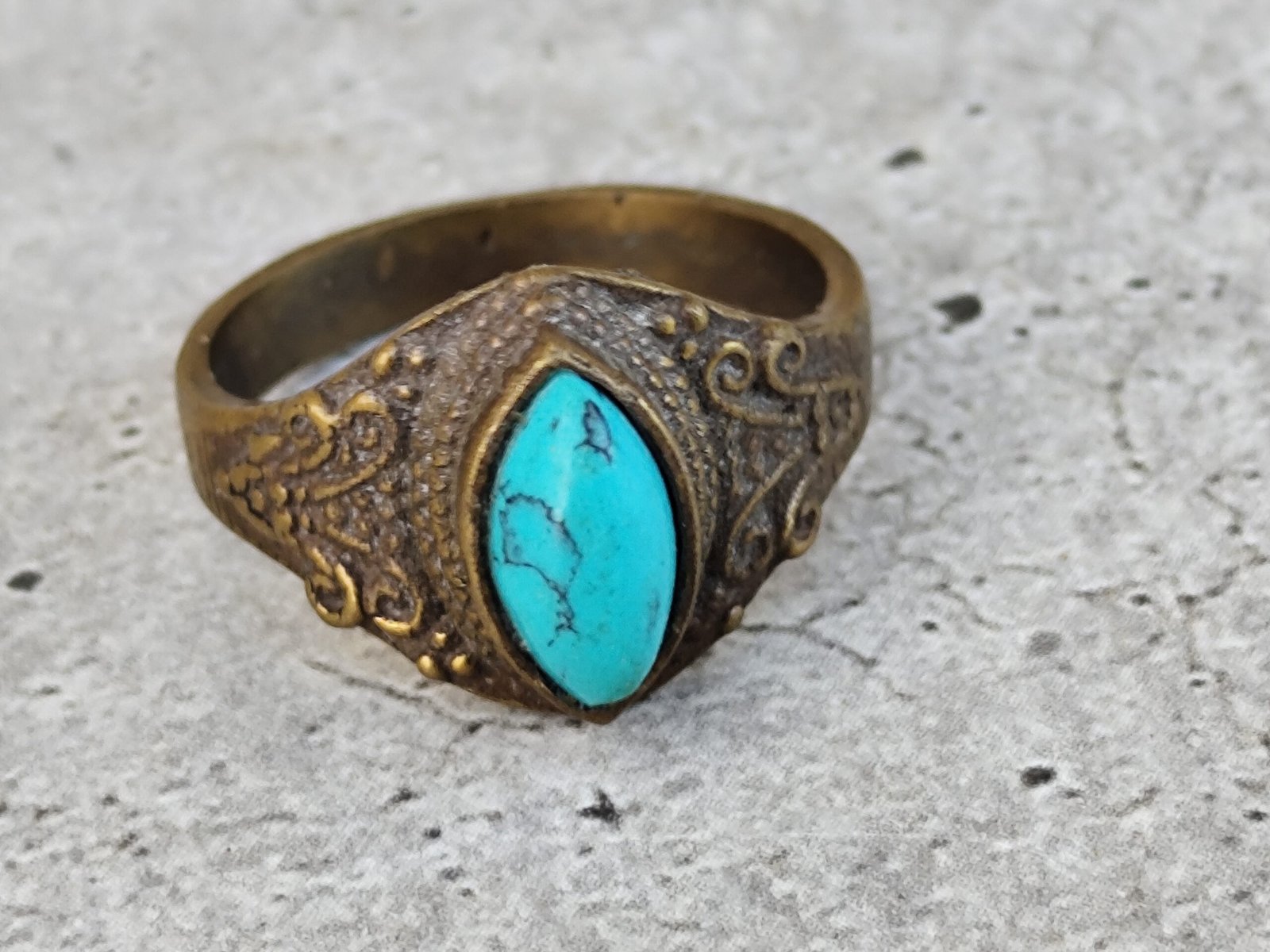 Bague Femme Laiton Doré et Pierre Turquoise Navette – Bijou Style Bohème Ethnique Vintage – Image 4